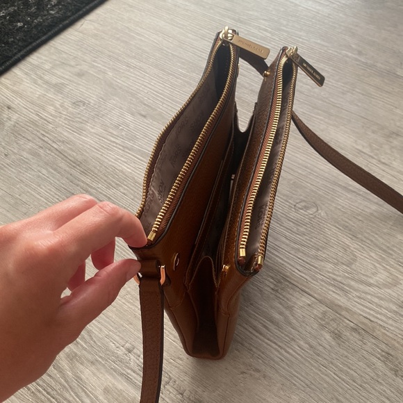 MK brown crossbody purse - Picture 10 of 11